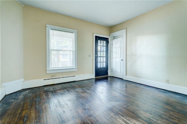 Building Photo - 416 Gregory St