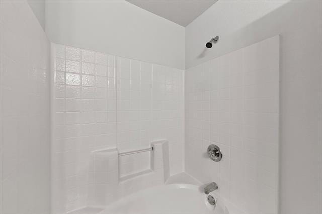 Building Photo - 321 S Stephanie St