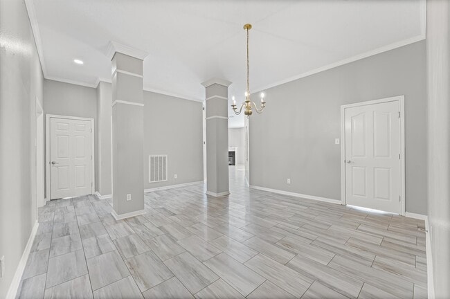 Building Photo - 2215 Winecup Ln