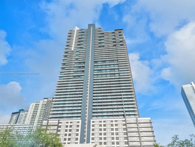 Building Photo - 60 SW 13th St