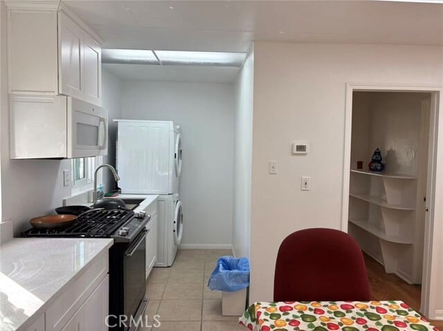 Building Photo - 720 Maertin Ln