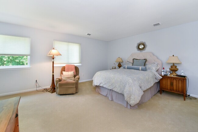 Building Photo - 59 Southport Woods Drive