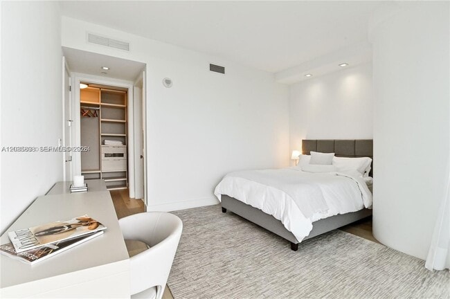Building Photo - 10203 Collins Ave