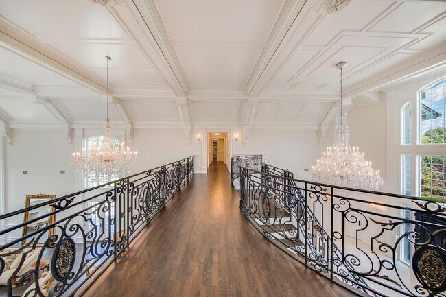 Building Photo - 51 Chestnut Ridge Rd