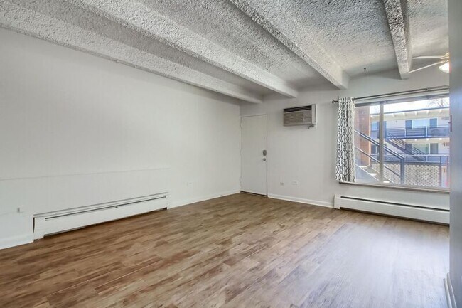 Building Photo - 257 Pearl St