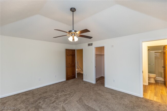 Building Photo - 17016 Greenwood Dr