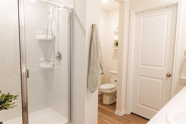 Building Photo - 6505 Waterfall Ln