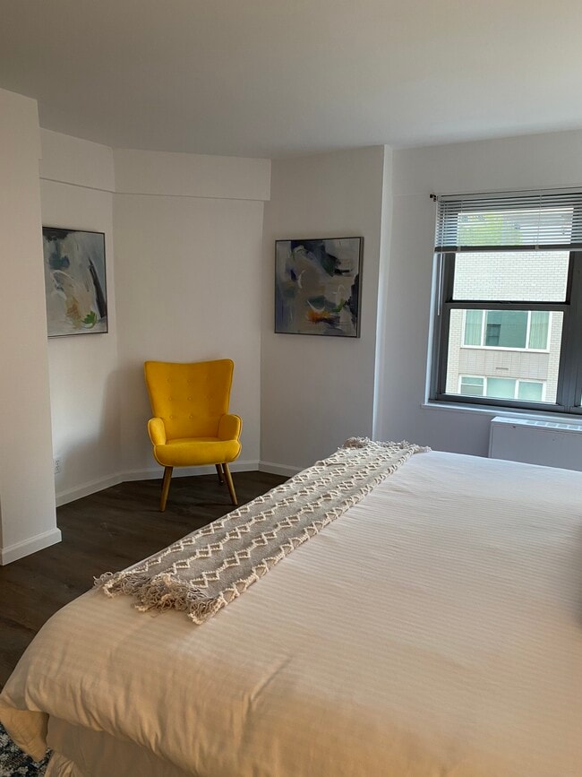 Floorplan - Regency Towers