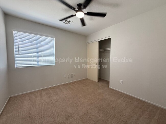 Building Photo - 2340 E Derringer Way