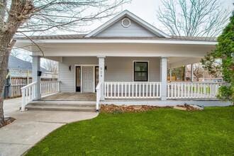 Building Photo - Beautifully renovated Bishop Arts District home near Lake Cliff Park