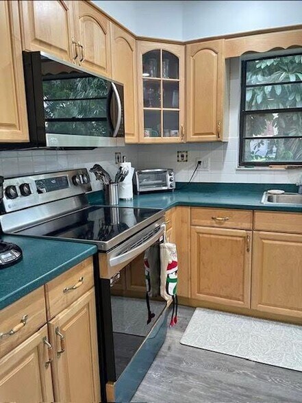 Building Photo - 1501 NW 90th Way