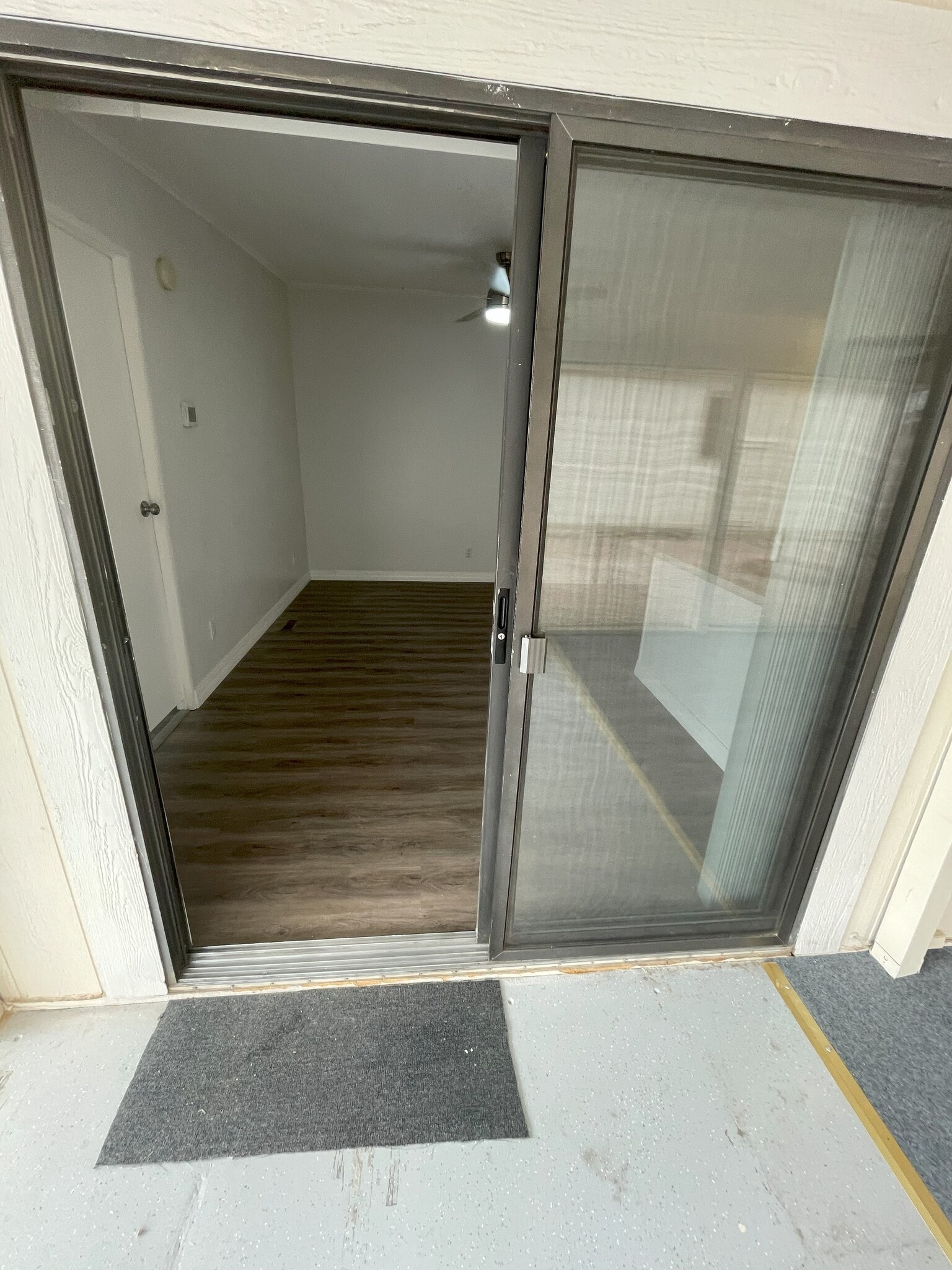 Building Photo - 5735 E McDowell Rd