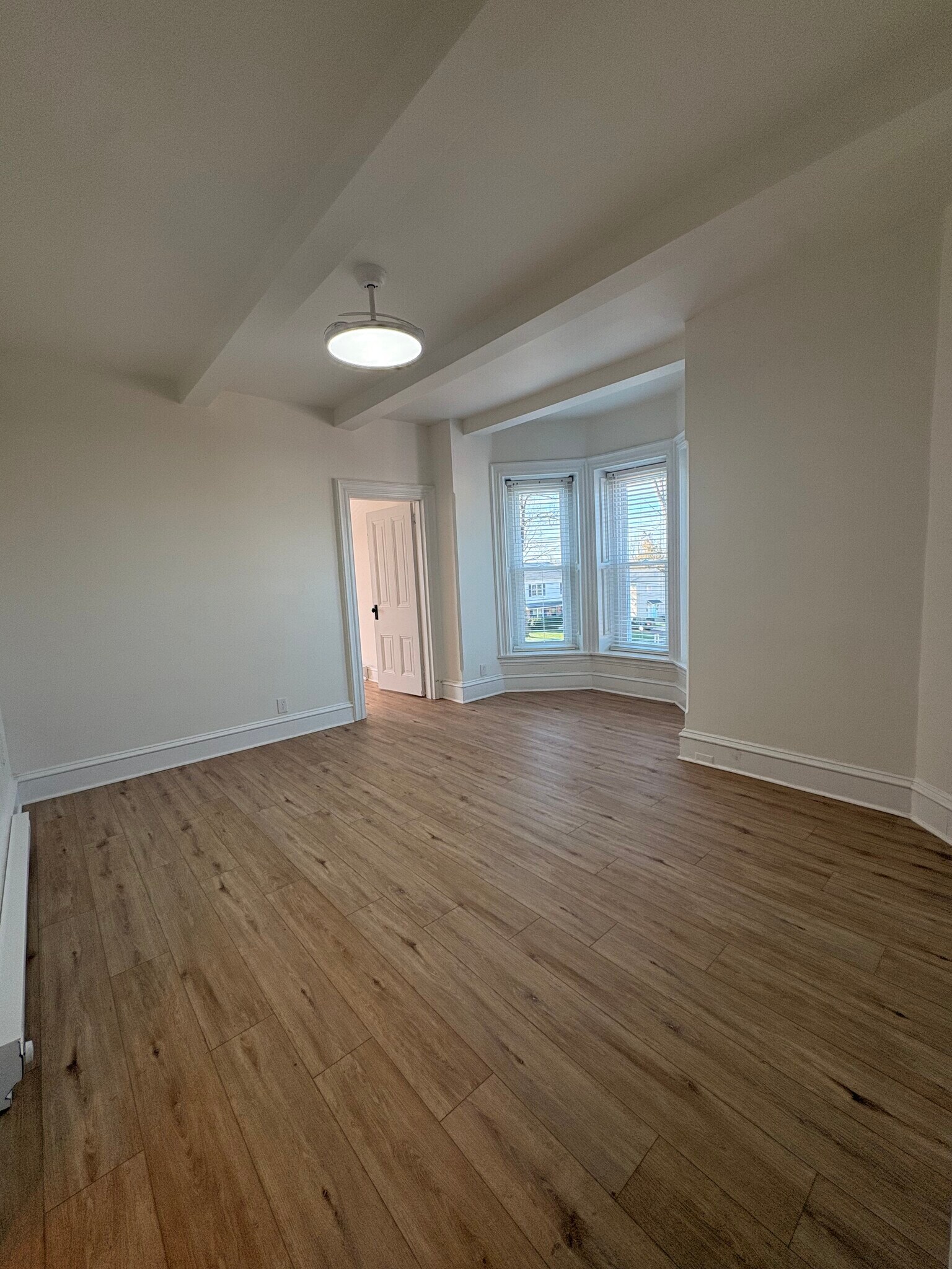 Building Photo - 61 Forest Ave