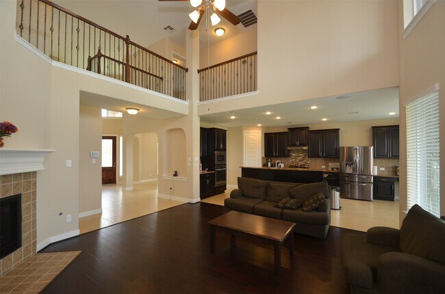 Building Photo - 27403 Canyon Reach Dr