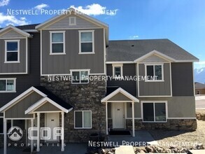 Building Photo - Newer Townhouses in Herriman