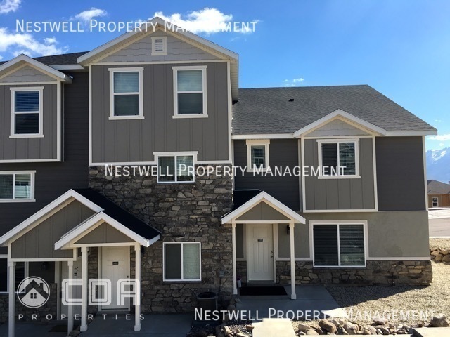 Primary Photo - Newer Townhouses in Herriman