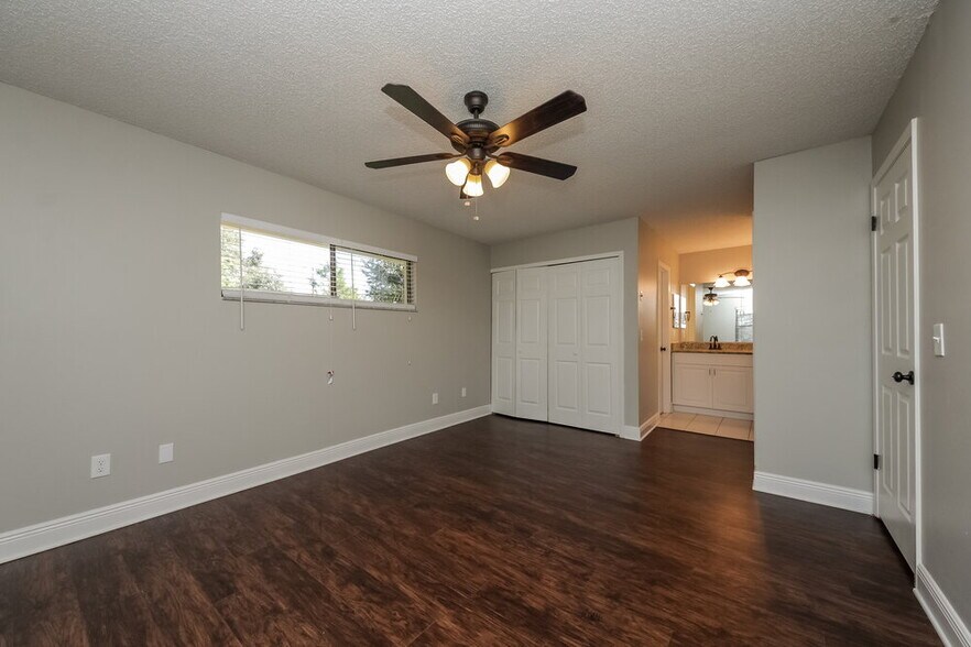 Building Photo - 312 Dublin Dr