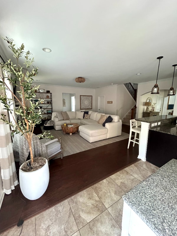 Building Photo - 430 Sanders Farm Ln