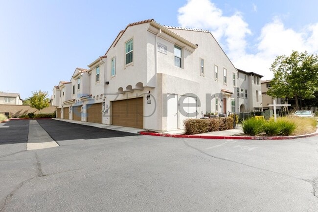 Building Photo - 5301 E Commerce Way