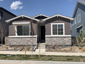 Building Photo - Three bedroom, three bath house for rent.