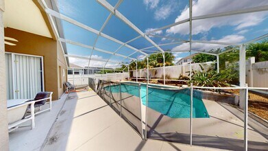 Building Photo - 4BR/ 3BA - POOL HOME    Highlands Reserve-...