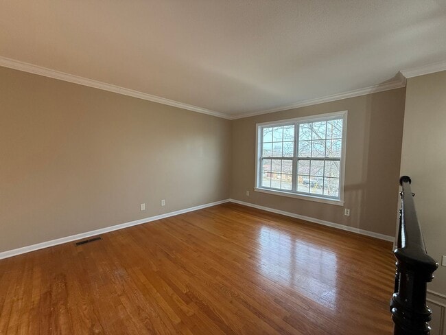 Building Photo - 220 Brampton Rd