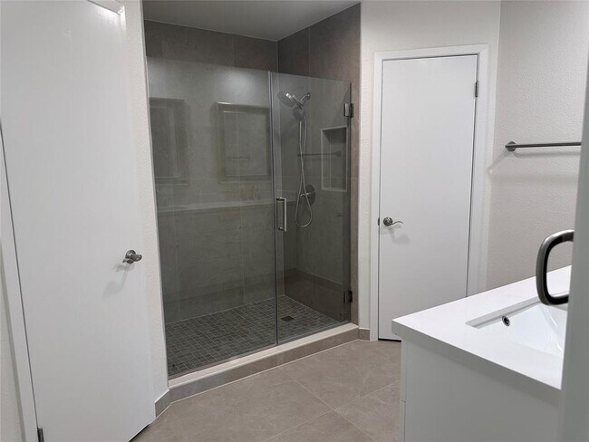 Building Photo - 12610 Andromeda Cove