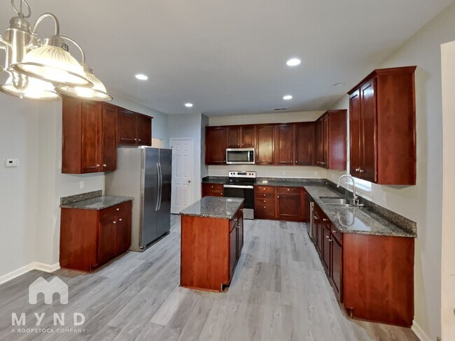 Building Photo - 15819 Herring Gull Way