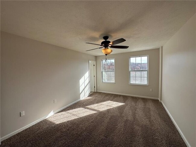 Building Photo - 248 Grace Manor Dr