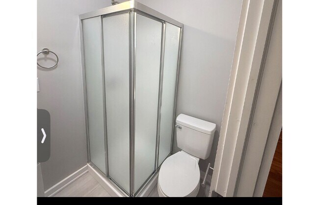 Building Photo - 2724 Jefferson Ave