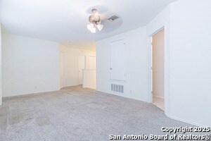 Building Photo - 2603 Thunder Gulch