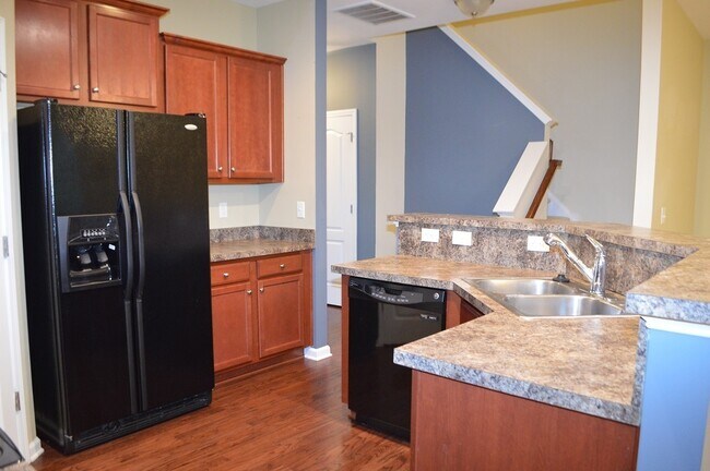 Building Photo - 532 Panorama Park Pl., Cary, NC - Bev Robe...