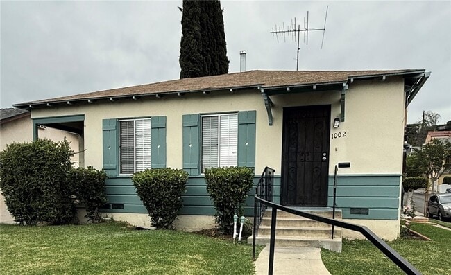 Primary Photo - 1002 Tyler St
