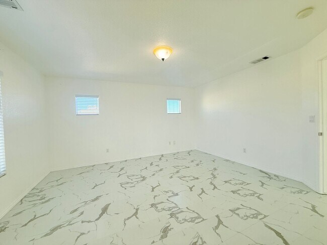 Building Photo - 2023 San Antonio Ct