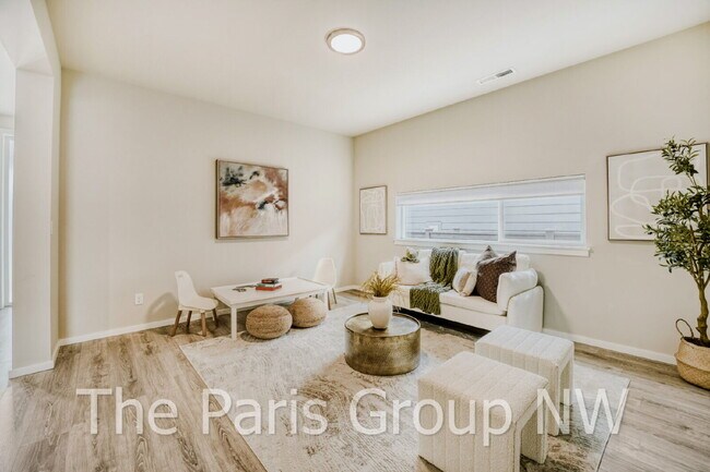 Building Photo - Luxury MainVue Maple Valley Home * UPGRADES * Central A/C * Theater Room * Outdoor Fireplace