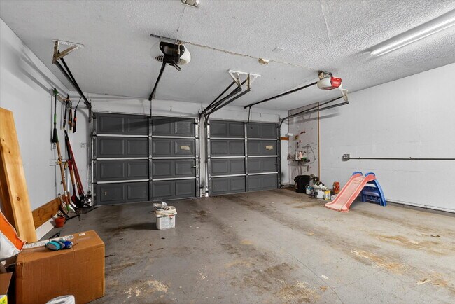 Building Photo - Updated One Story Home in Morning Glen