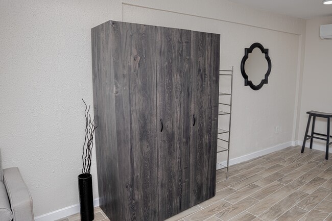 Building Photo - 101 S Allen-Genoa Rd