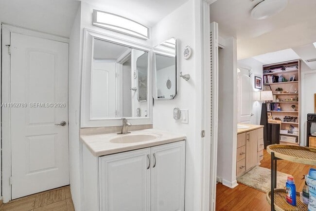 Building Photo - 1201 S Ocean Dr