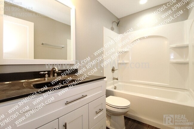 Building Photo - 1821 Southbridge Dr