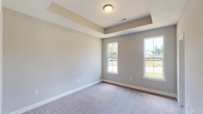 Building Photo - 68 Racquet Club Dr