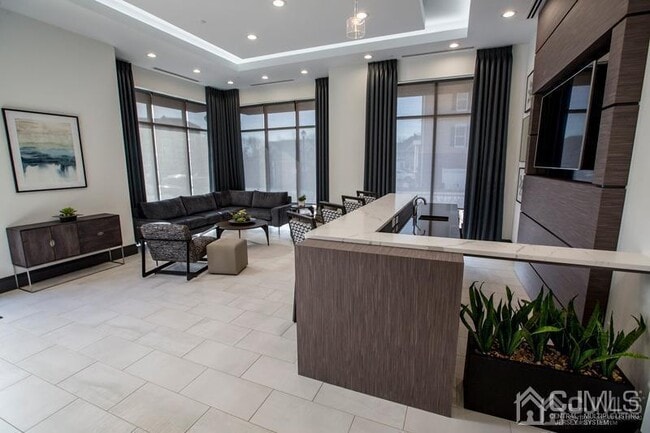 Building Photo - 2310 Pine Valley Wy