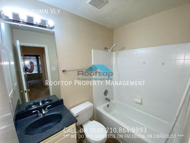 Building Photo - 9906 Autumn Valley