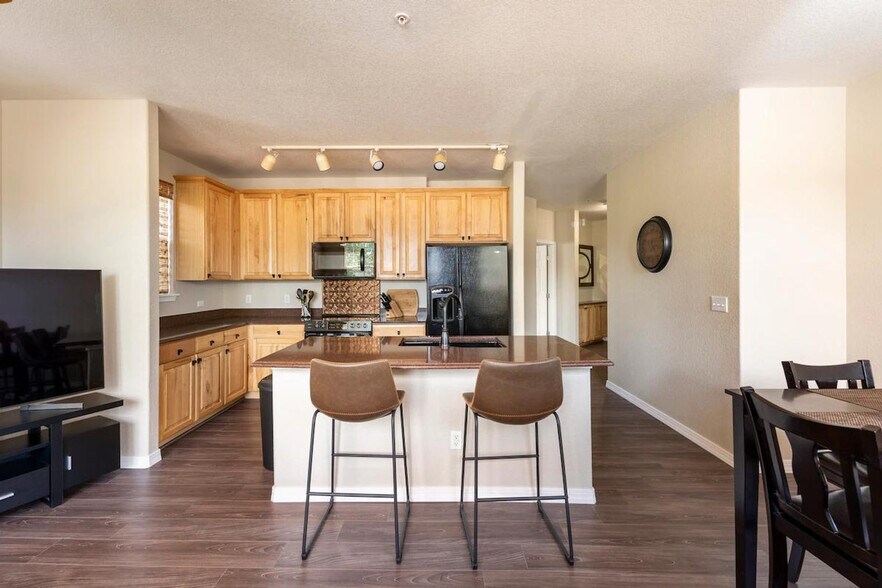 Building Photo - 15460 Canyon Gulch Ln