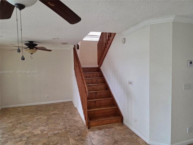 Building Photo - 6178 Buena Vista Dr