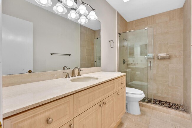Building Photo - 22595 Esplanada Cir
