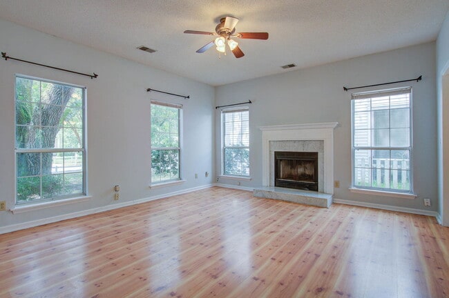 Building Photo - 1559 Harborsun Dr