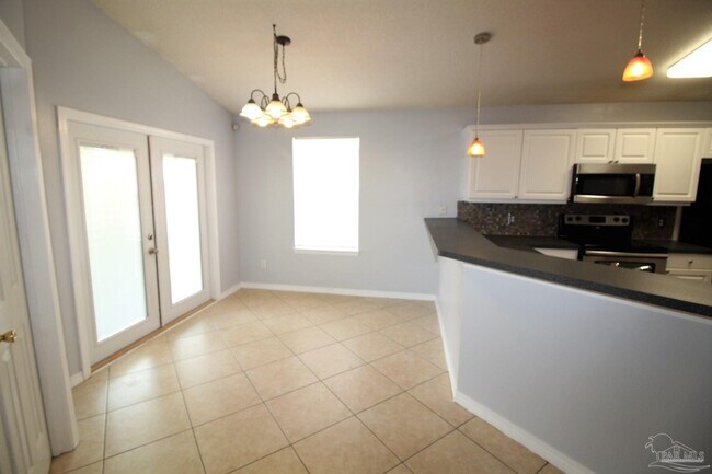 Building Photo - 354 Mizzen Ln