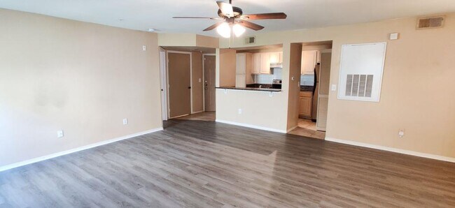 Building Photo - 416 Summit Ridge Pl