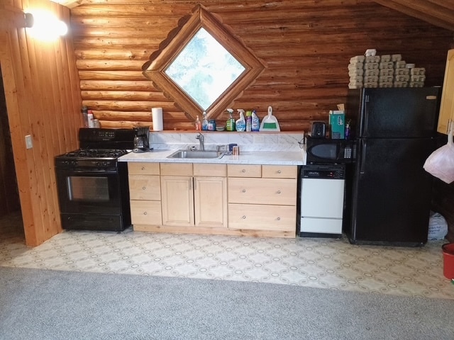 Building Photo - 16655 E Cranberry St