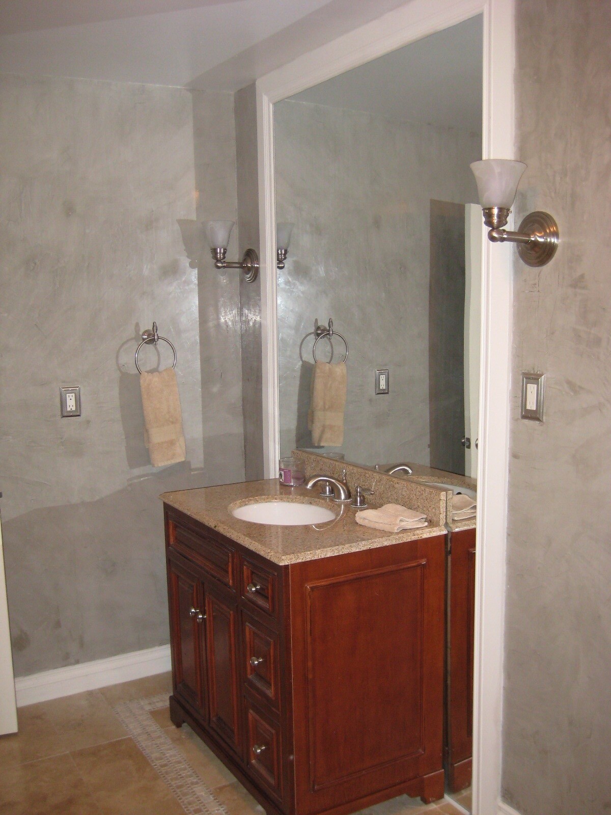 Bathroom - 4447 Don Milagro Dr
